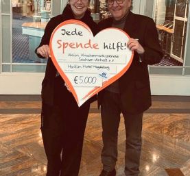 Scheckübergabe des Fördervereins krebskranke Kinder Magdeburg