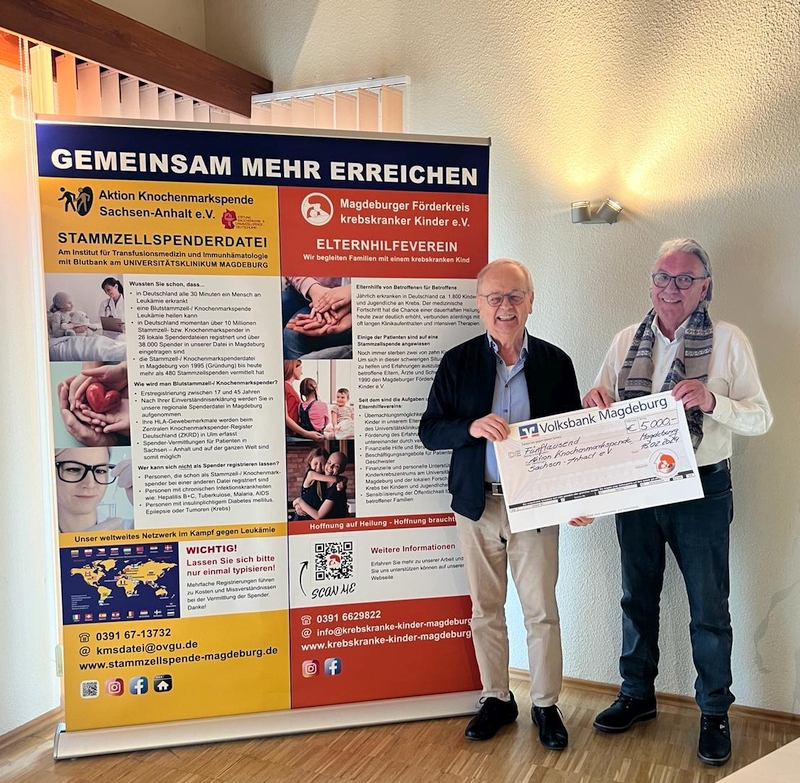 Scheckübergabe des Fördervereins krebskranke Kinder Magdeburg